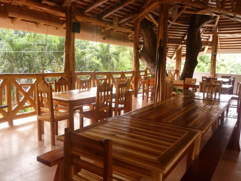 Palo Alto Bed & Breakfast Puerto Princesa Esterno foto